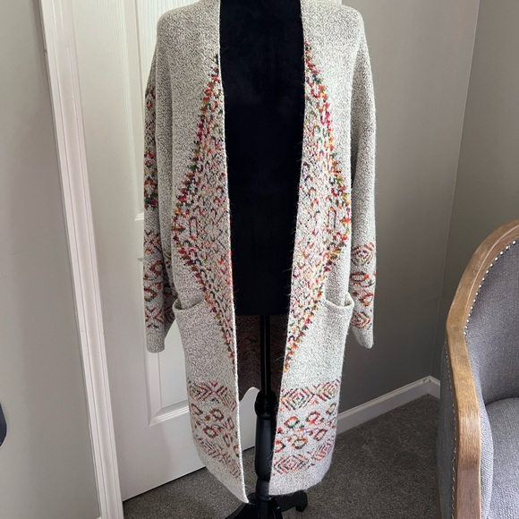 Braciano Tan Cardigan with Colorful Accents - Picture 1 of 6